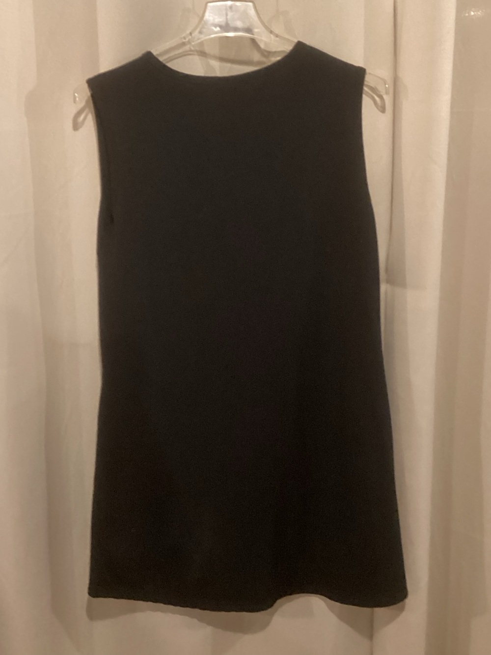 Serra Sleek Black Knit Sleeveless Shift Dress